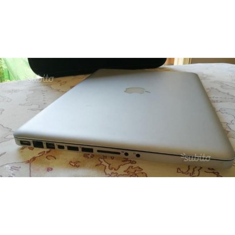 MacBook pro 15'' (2011)
